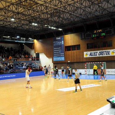 Palais des Sports Robert-Oubron, Créteil, France